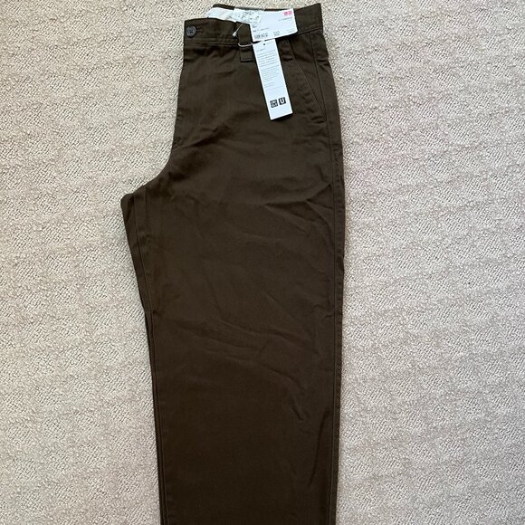 Uniqlo Mens Wide Leg Chinos Waist Size 35 Brown NWT - Picture 1 of 5